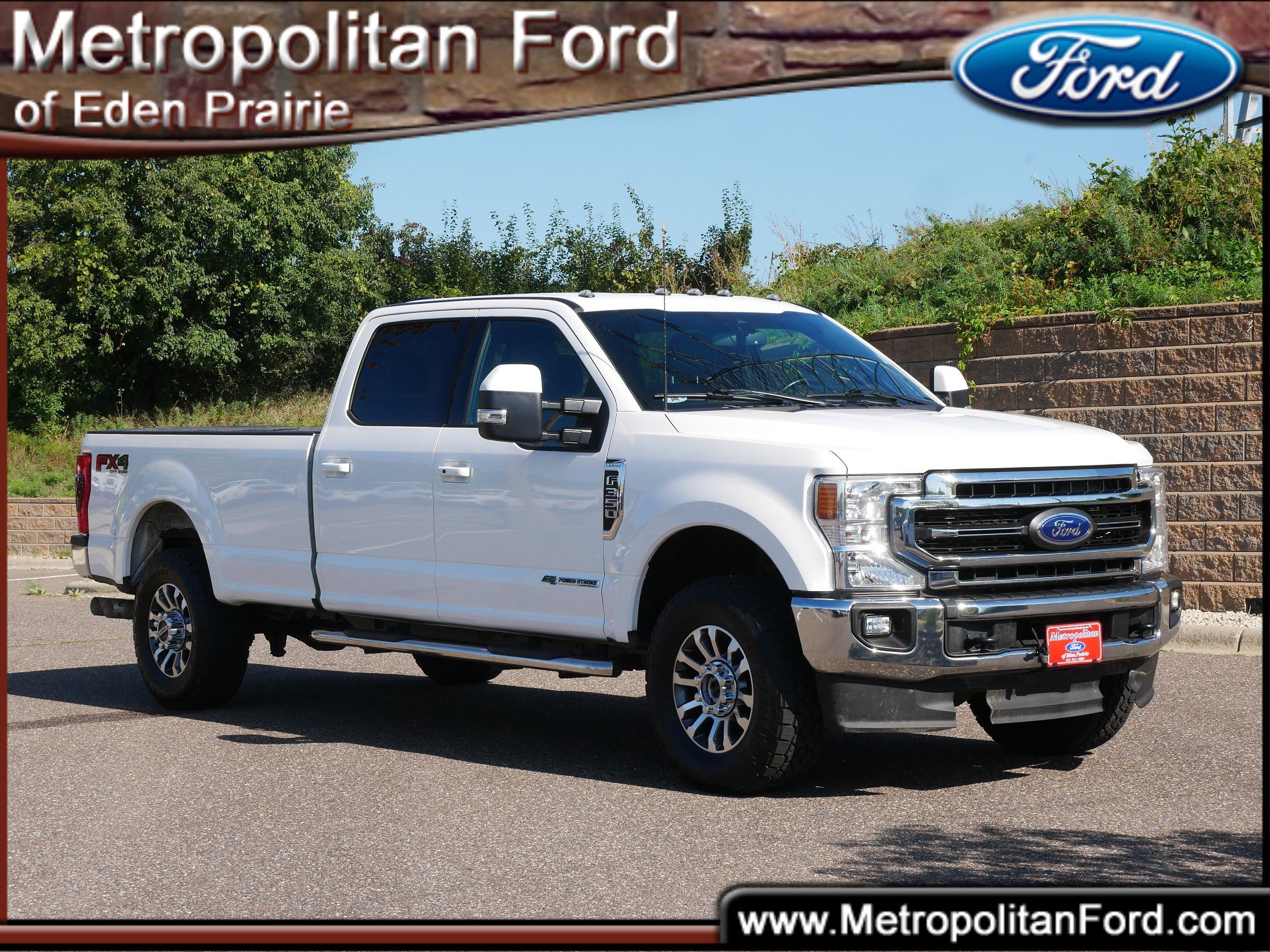 2022 Ford F-350 Super Duty Lariat's photo