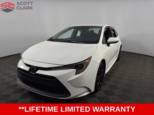 2023 Toyota Corolla LE photo 3