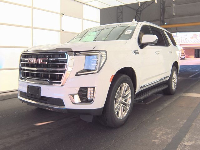 2023 GMC Yukon SLT's photo