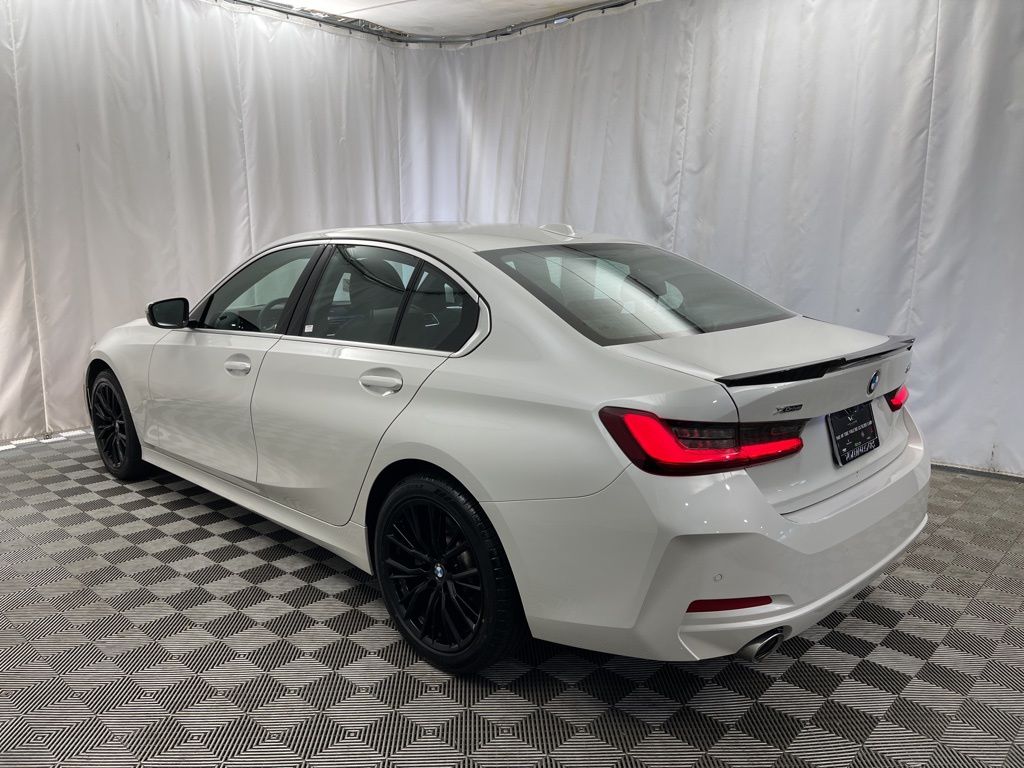 2024 Bmw 330i xDrive photo 4