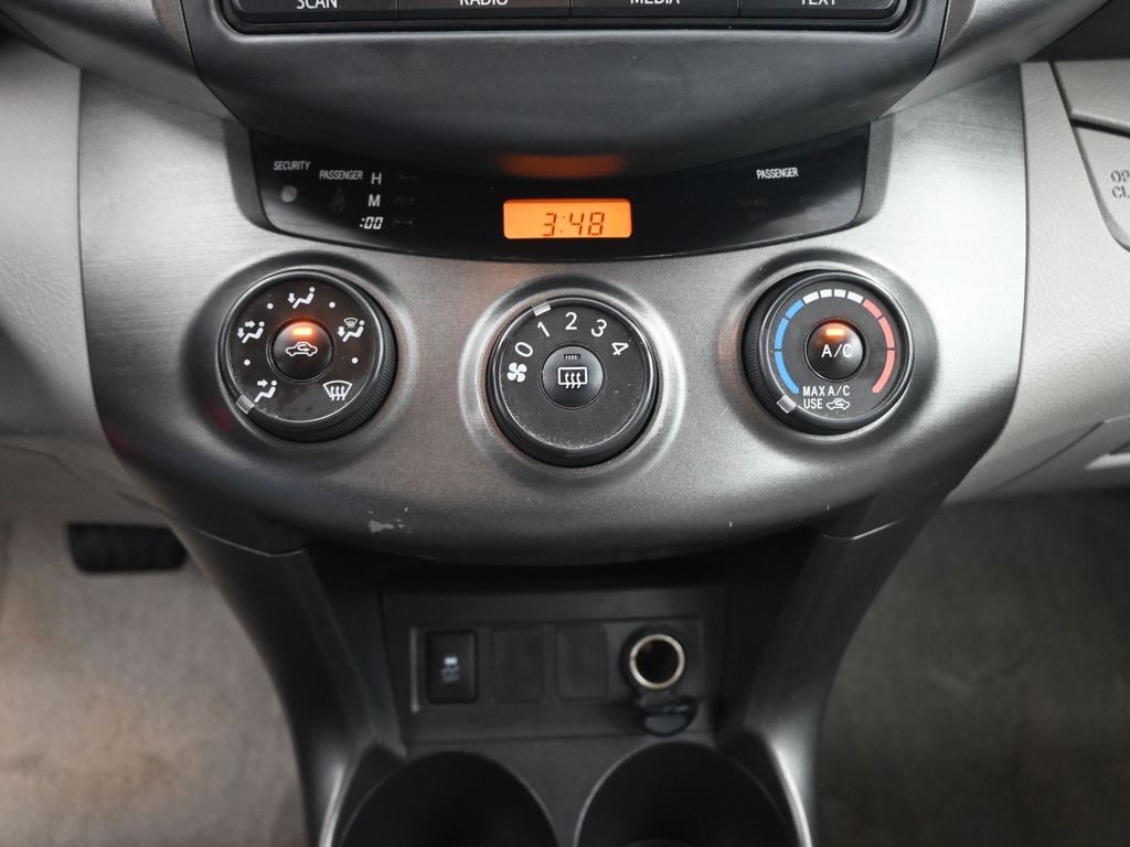 2012 Toyota RAV4 Base photo 3