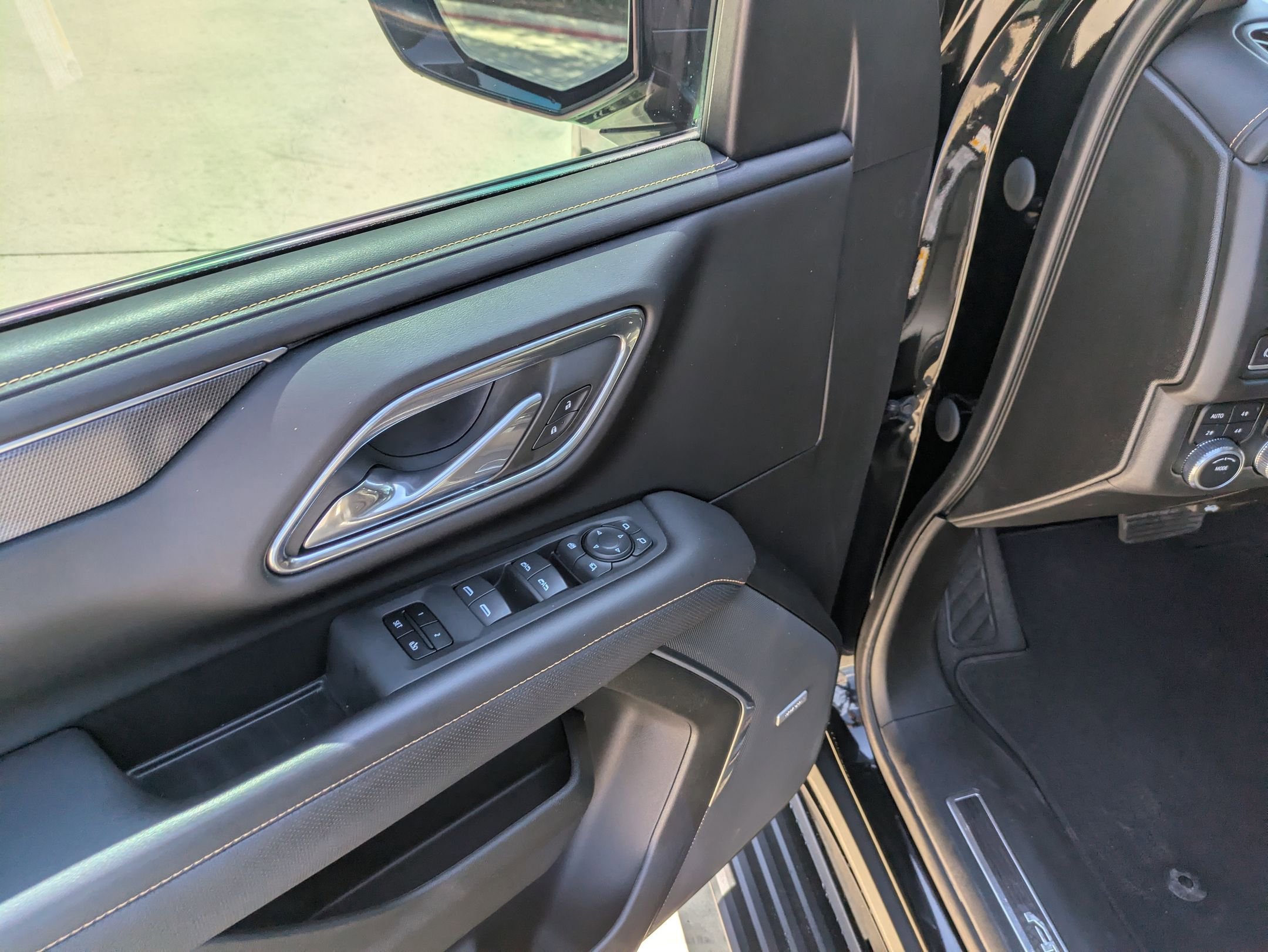 2023 Gmc Yukon XL AT4 photo 12