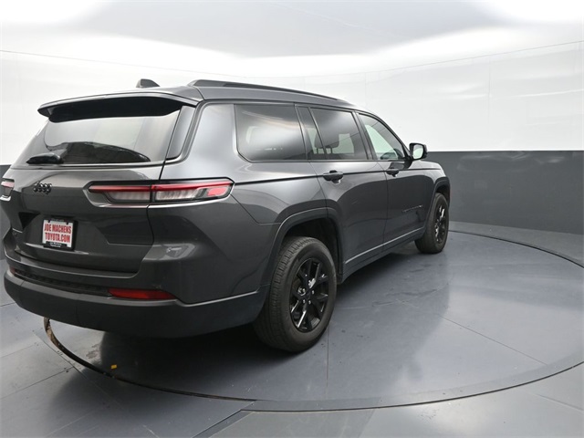2024 Jeep Grand Cherokee Altitude photo 5