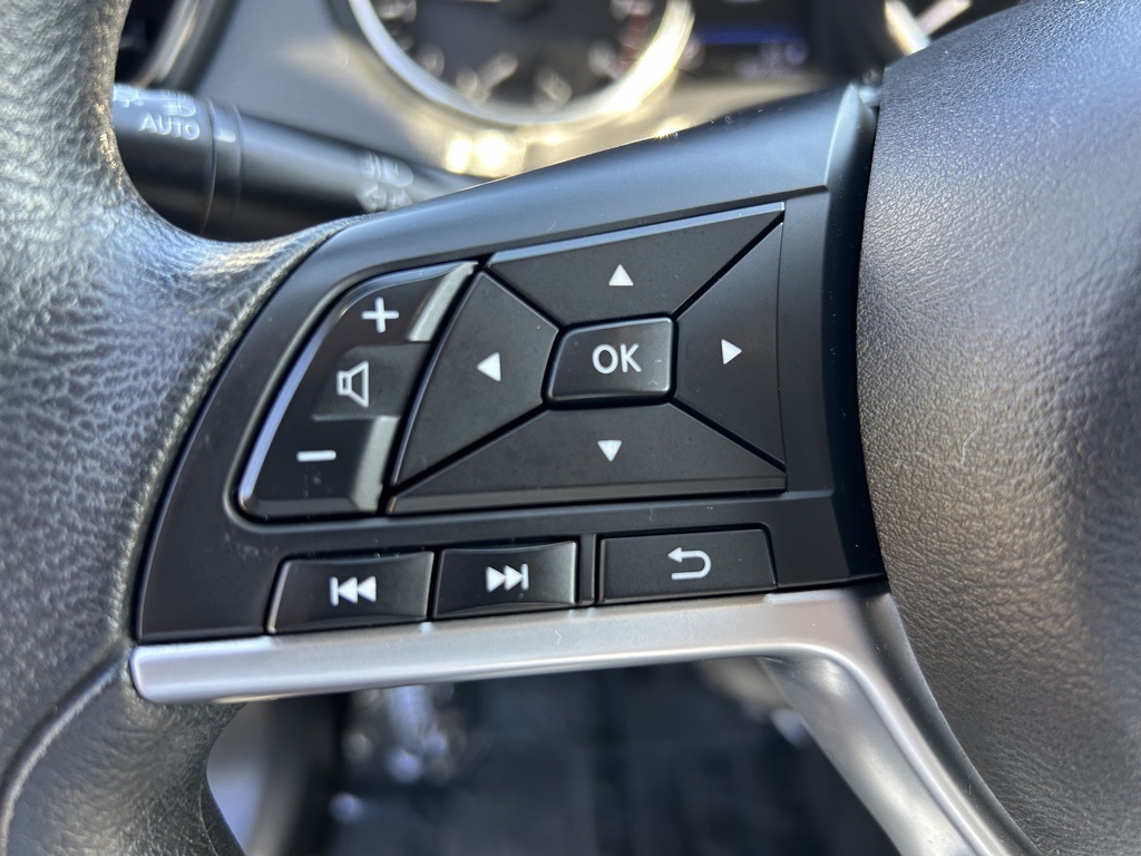 2021 Nissan Rogue Sport S photo 14