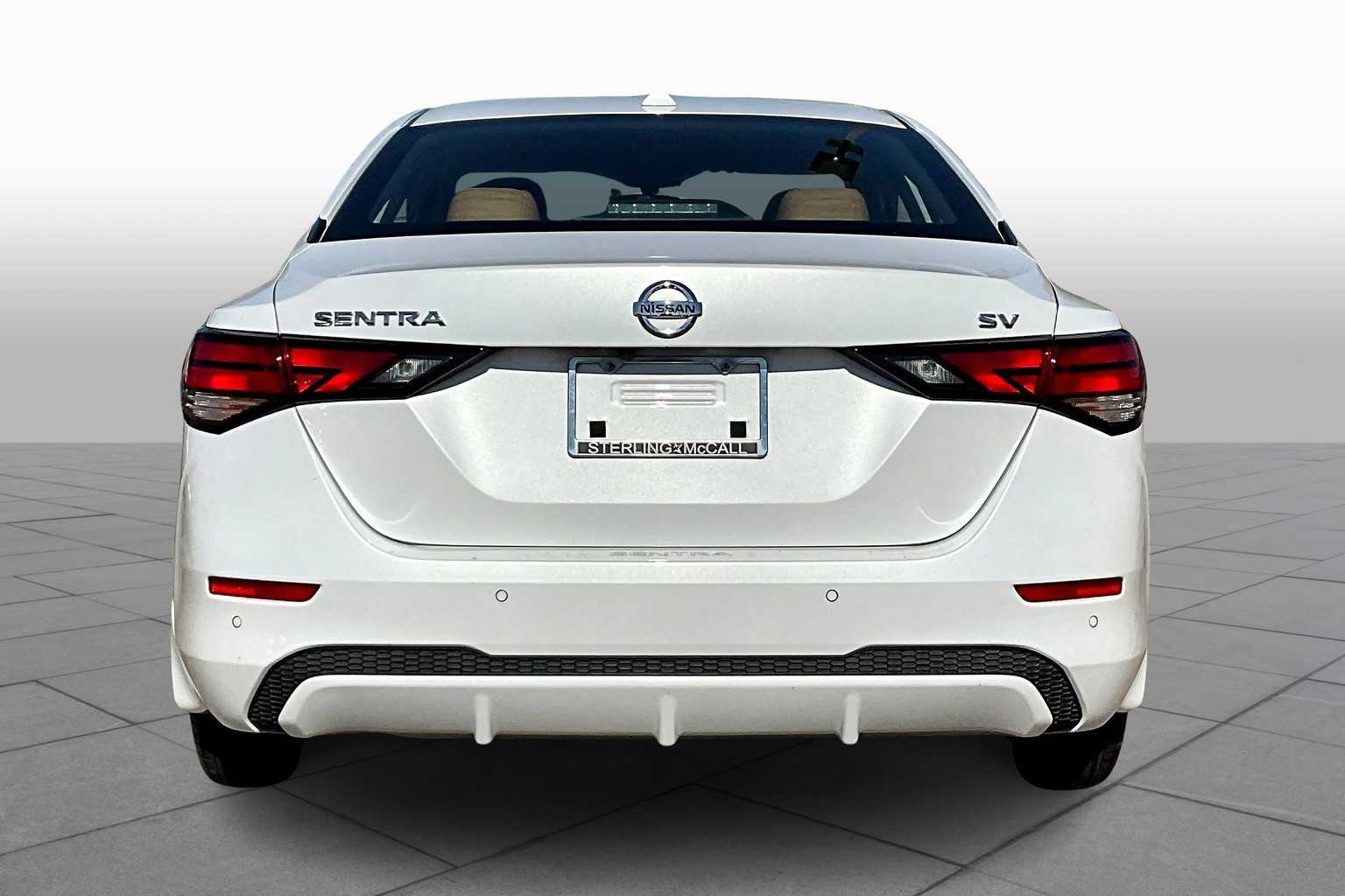 2022 Nissan Sentra SV photo 4