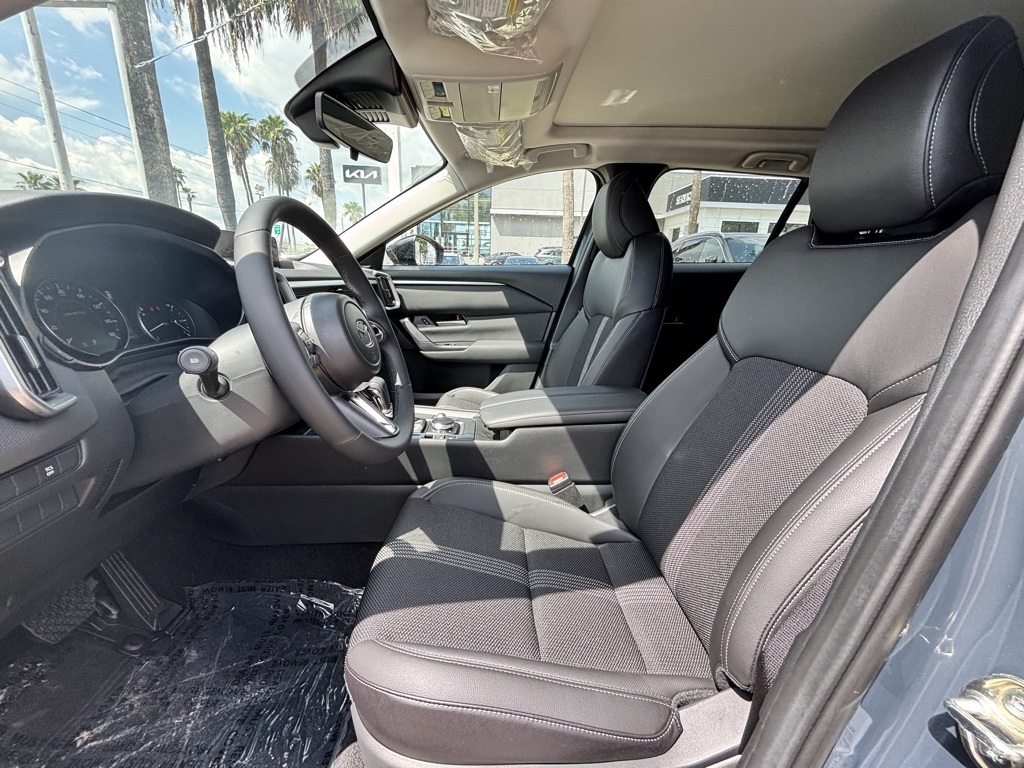 2025 Mazda CX-50 2.5 S Preferred photo 12