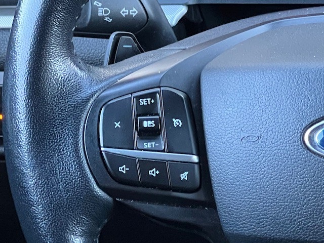 2020 Ford Explorer XLT photo 26