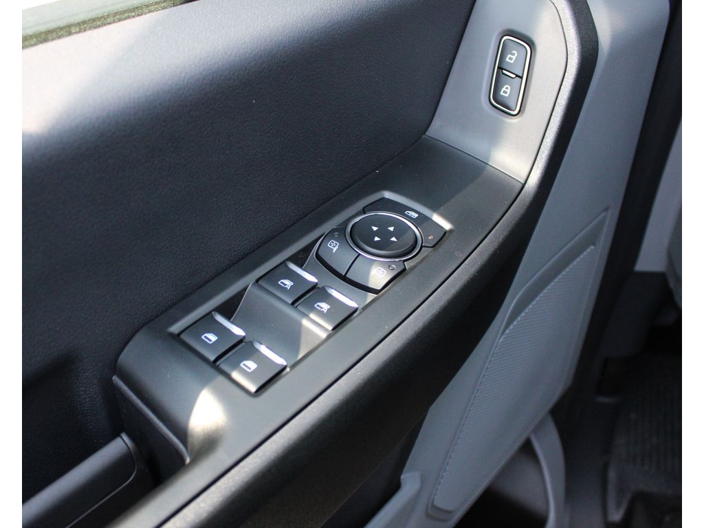 2026 Ford F-350 XL photo 3