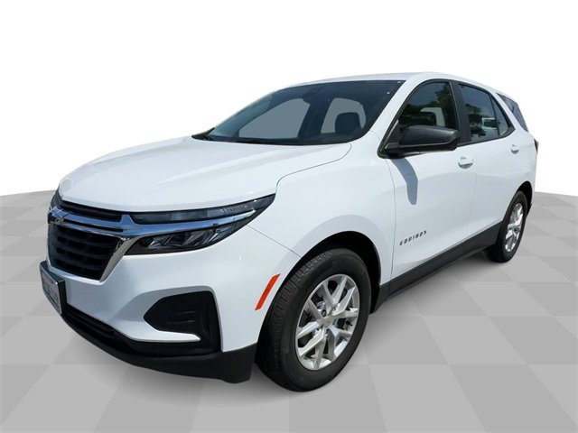 2024 Chevrolet Equinox LS photo 4
