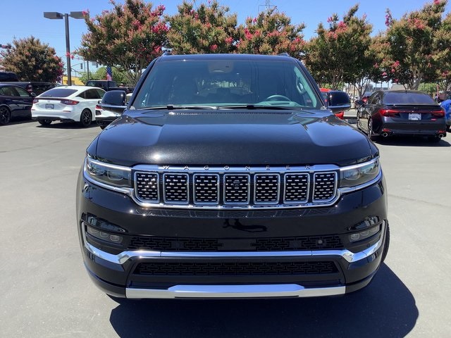 2024 Jeep Grand Wagoneer III photo 4