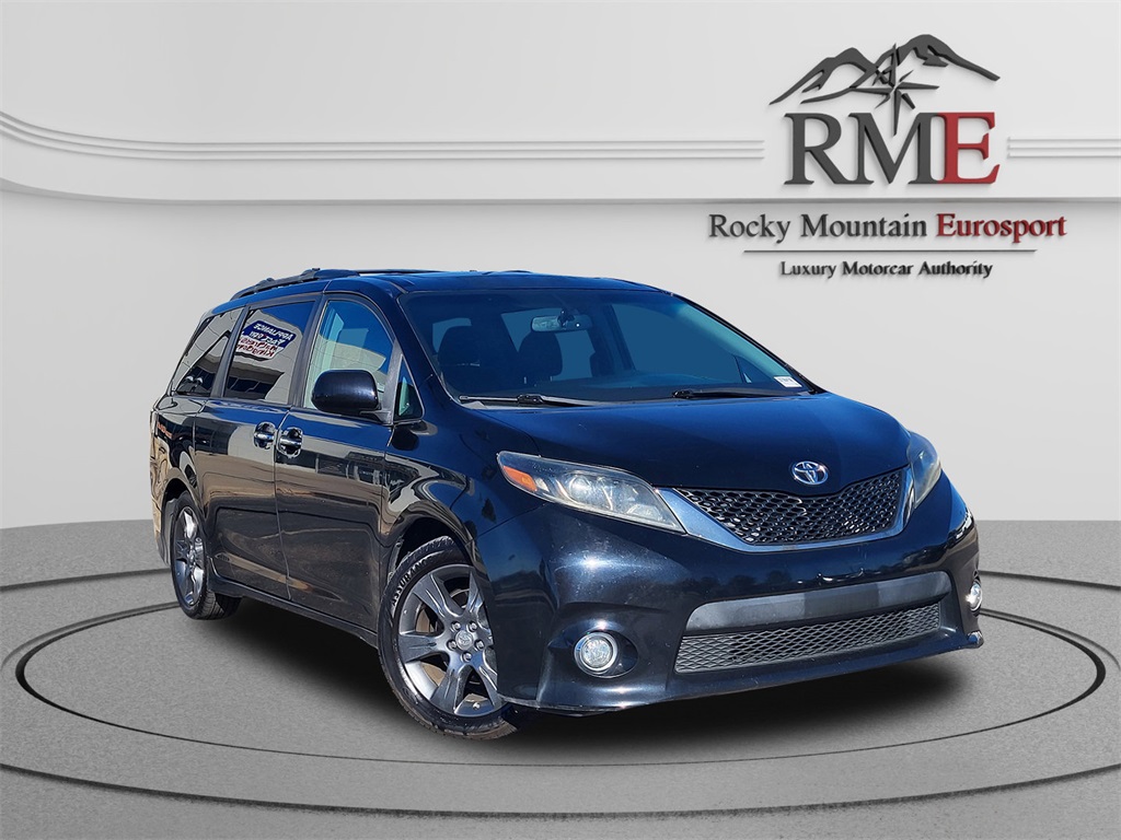 2016 Toyota Sienna SE