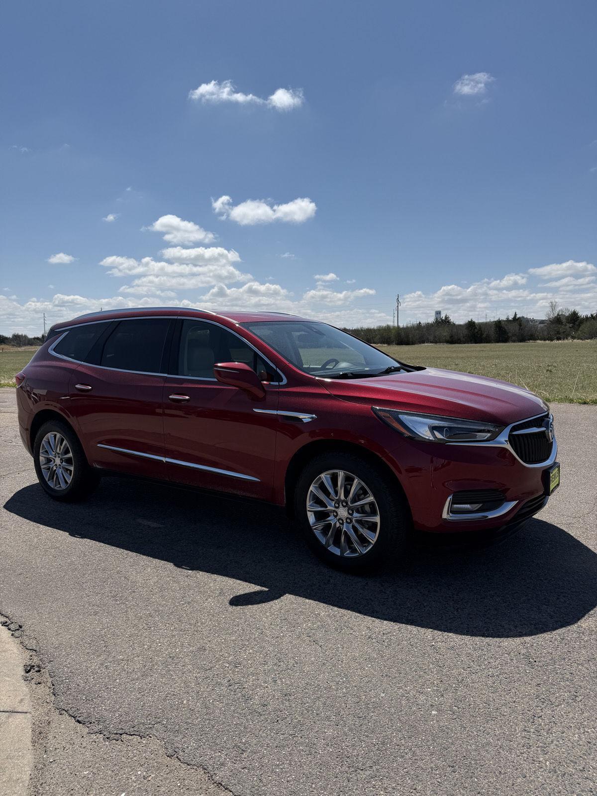 2019 Buick Enclave Premium photo 3