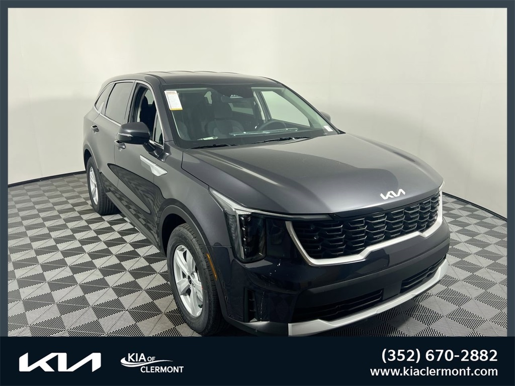2026 Kia Sorento LX's photo