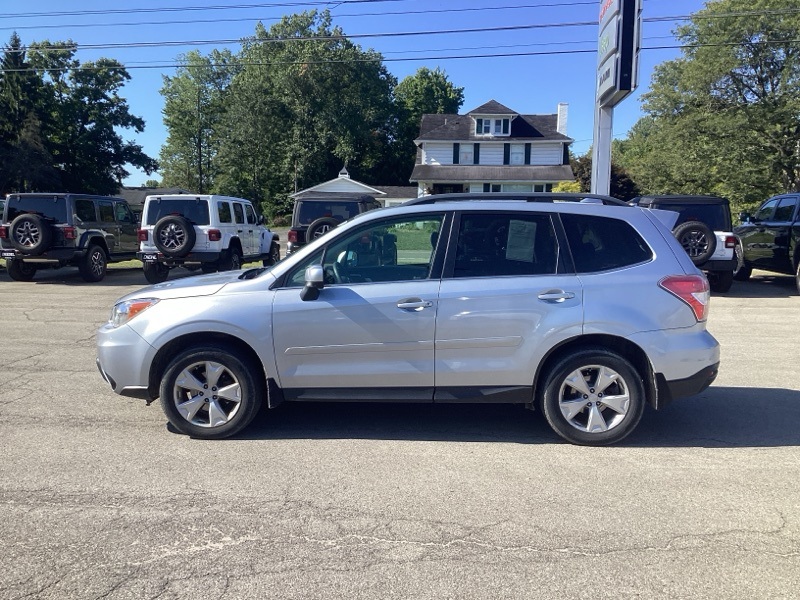 2016 Subaru Forester 2.5i Limited photo 3