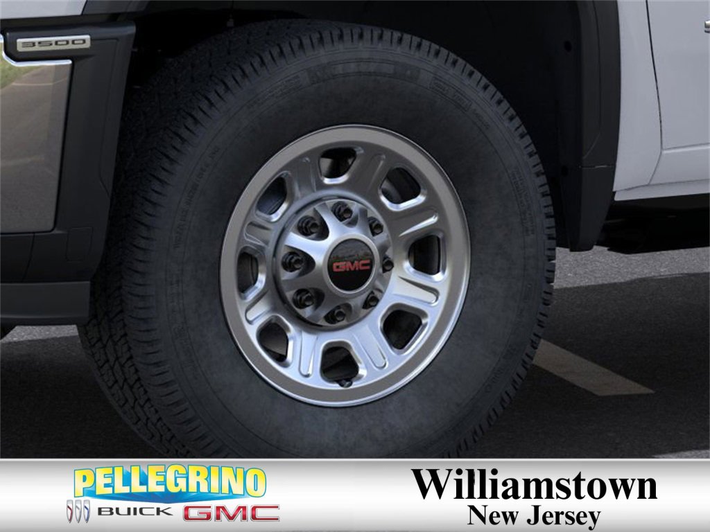 2025 Gmc Sierra 3500 HD Pro photo 9
