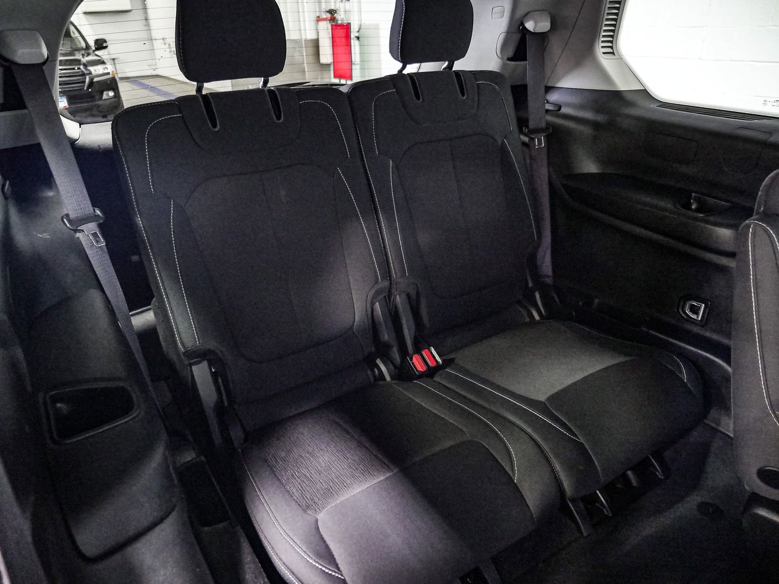 2023 Jeep Grand Cherokee Laredo Altitude photo 22