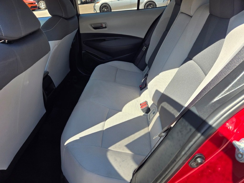 2022 Toyota Corolla LE photo 10