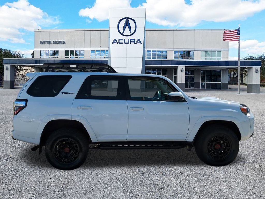2022 Toyota 4Runner TRD Pro photo 3