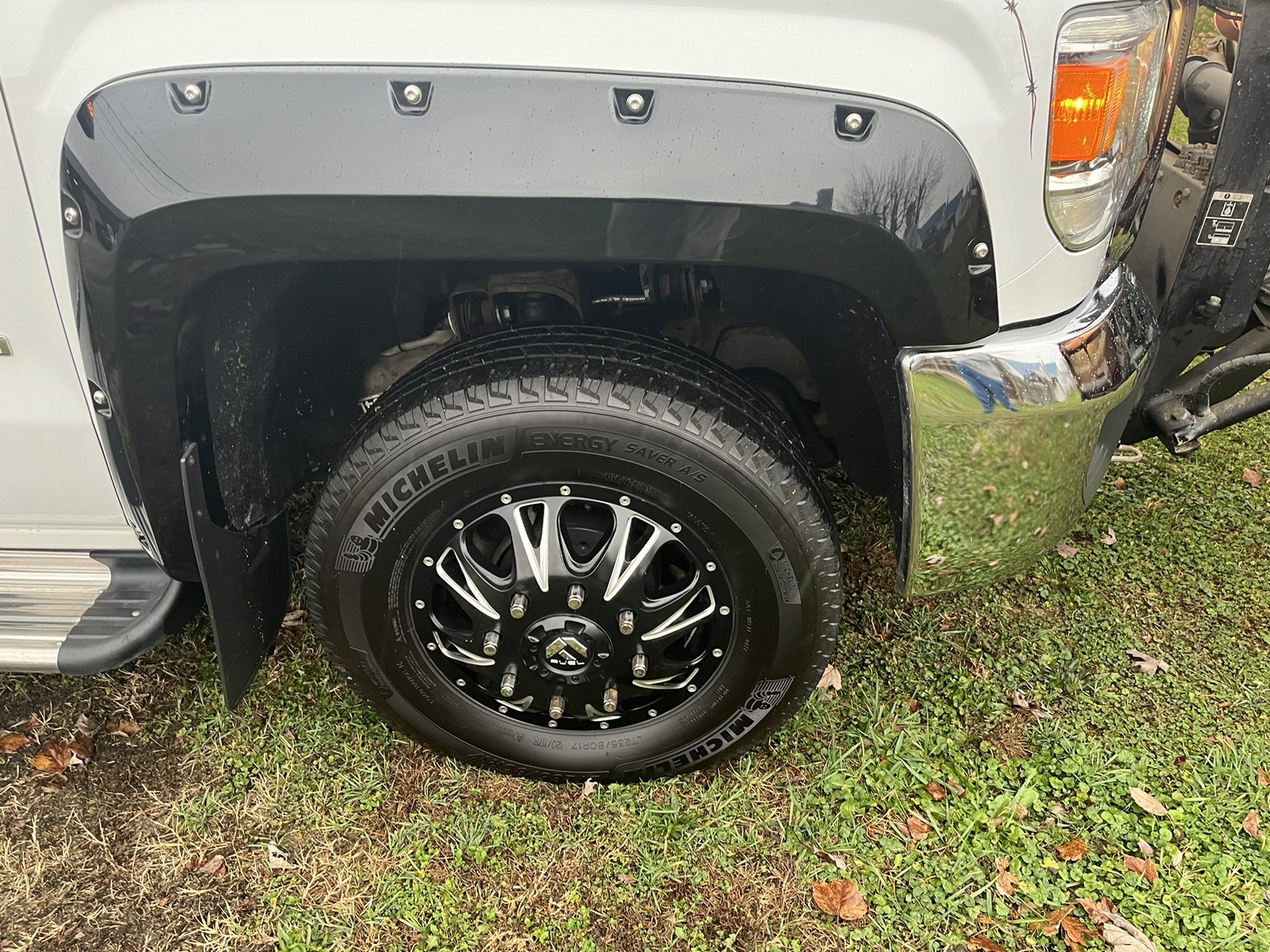 2017 Gmc Sierra Base photo 3