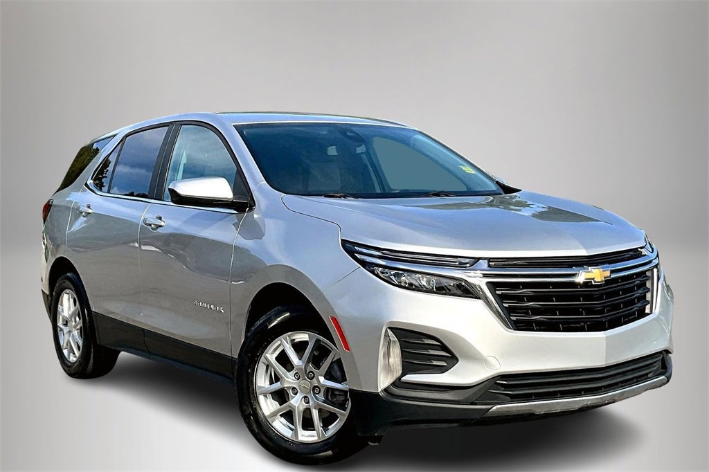 2022 Chevrolet Equinox LT's photo