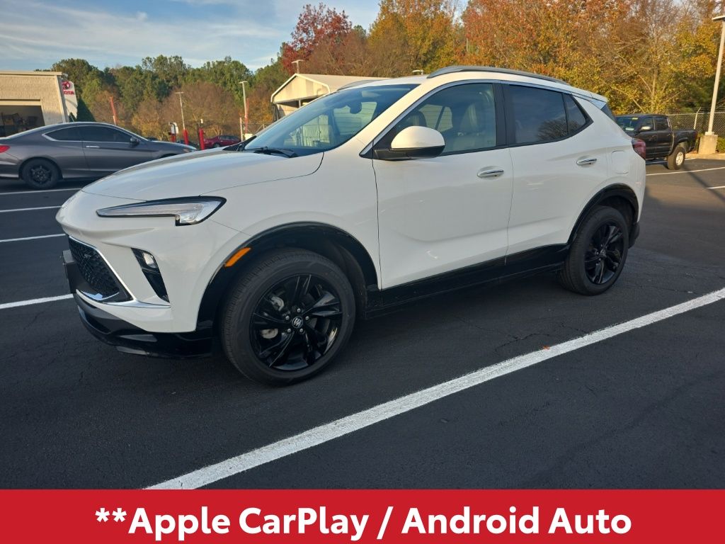 2024 Buick Encore GX Sport Touring photo 2