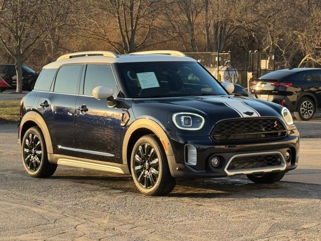 2024 MINI Countryman S's photo