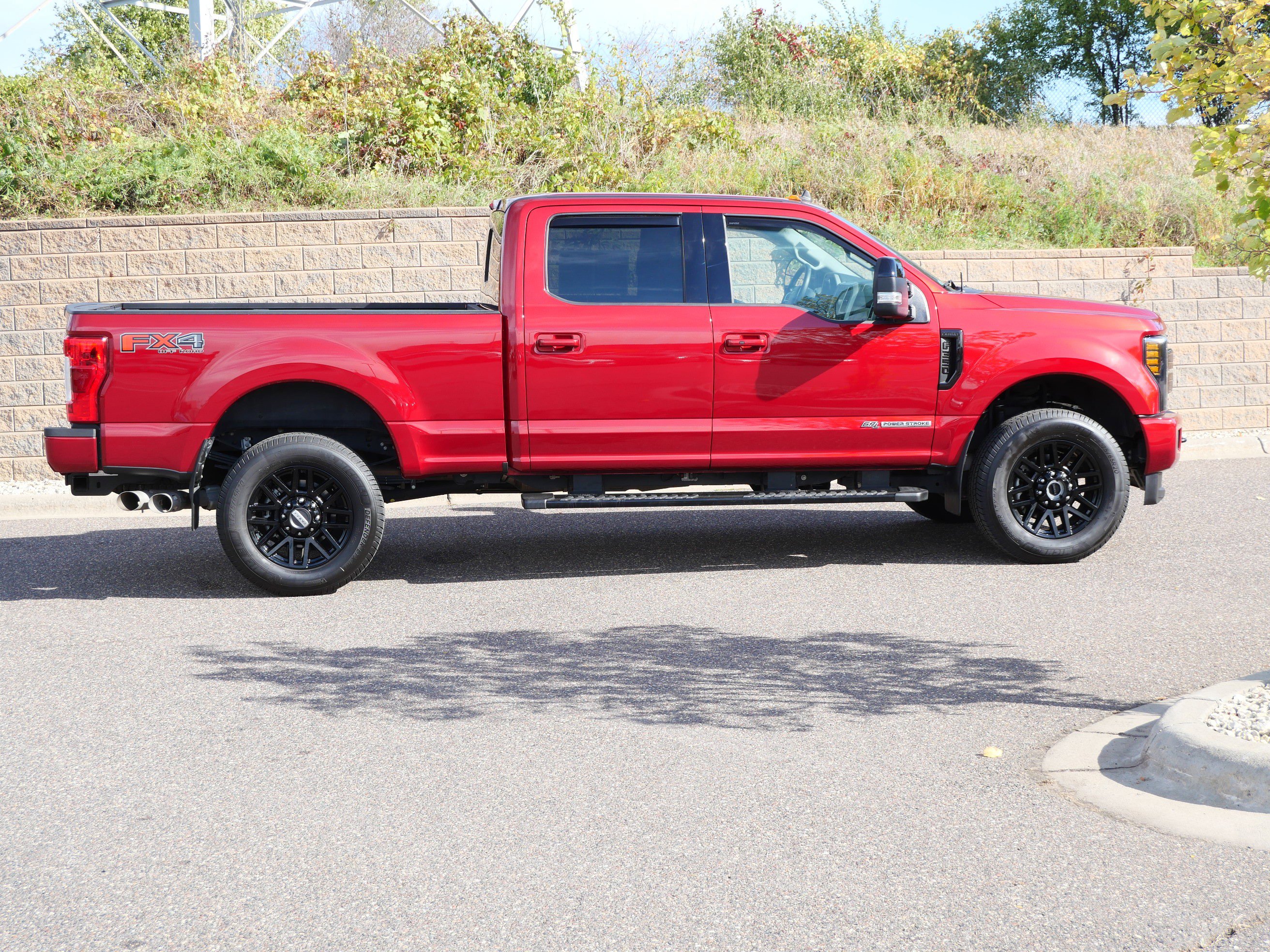 Used 2019 Ford F-350 Super Duty Lariat with VIN 1FT8W3BT6KEG75139 for sale in Eden Prairie, Minnesota