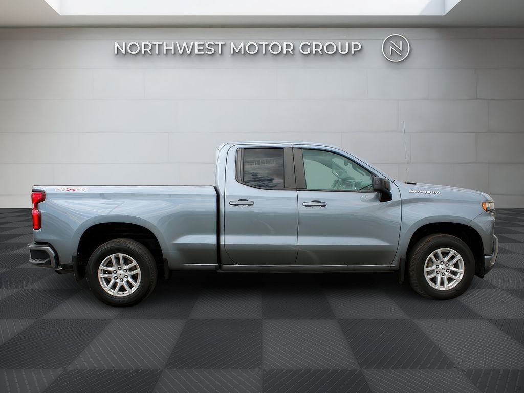 2019 Chevrolet Silverado 1500 RST photo 8