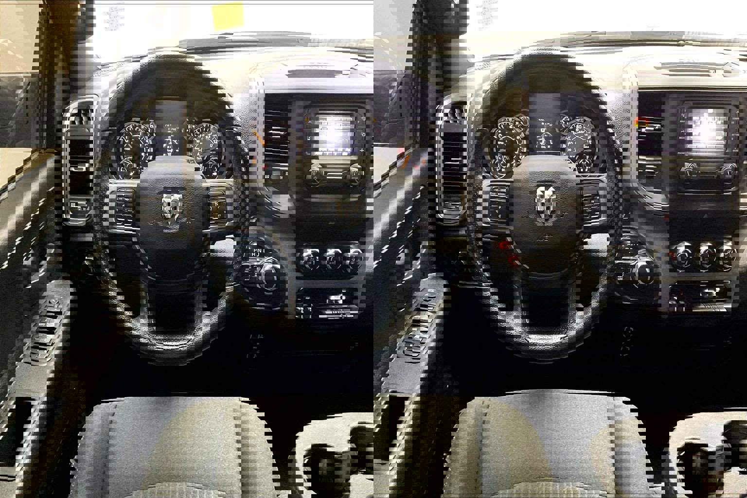 2022 Ram 2500 Tradesman photo 4