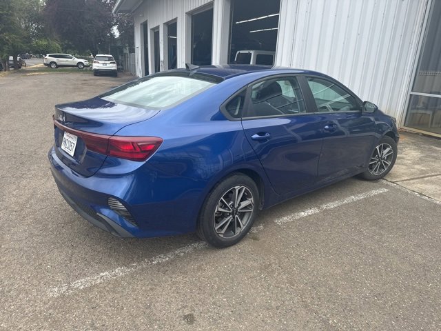 2022 Kia Forte LXS photo 3