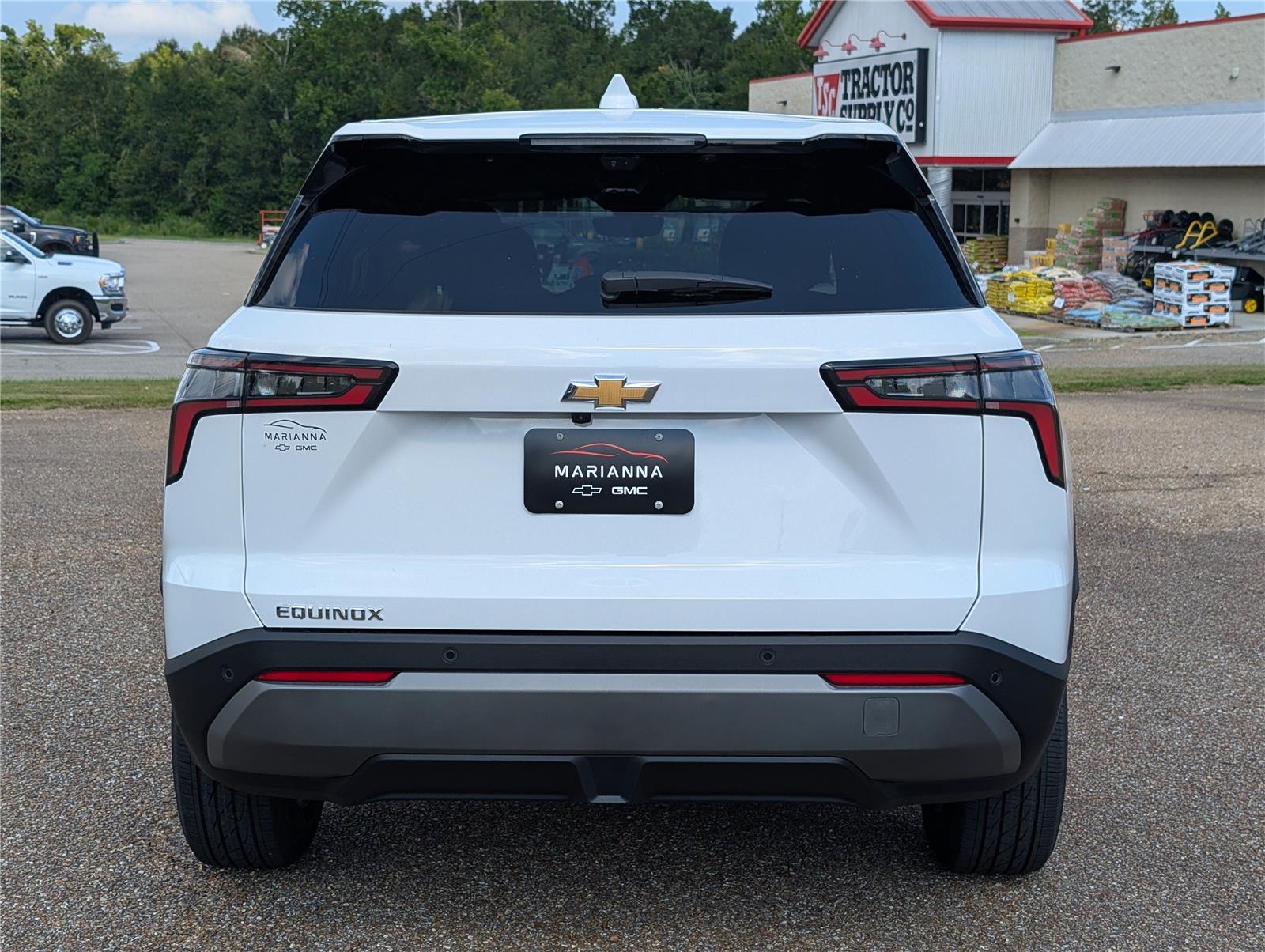 2026 Chevrolet Equinox LT photo 3