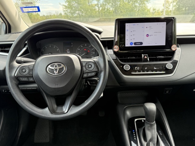 2024 Toyota Corolla LE photo 5