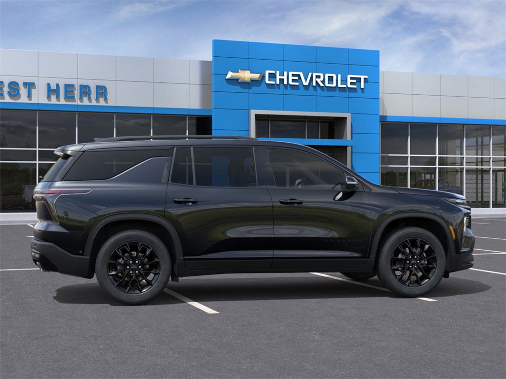 2026 Chevrolet Traverse photo 3