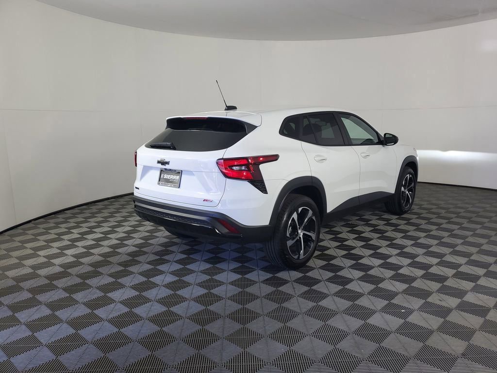 2026 Chevrolet Trax photo 3