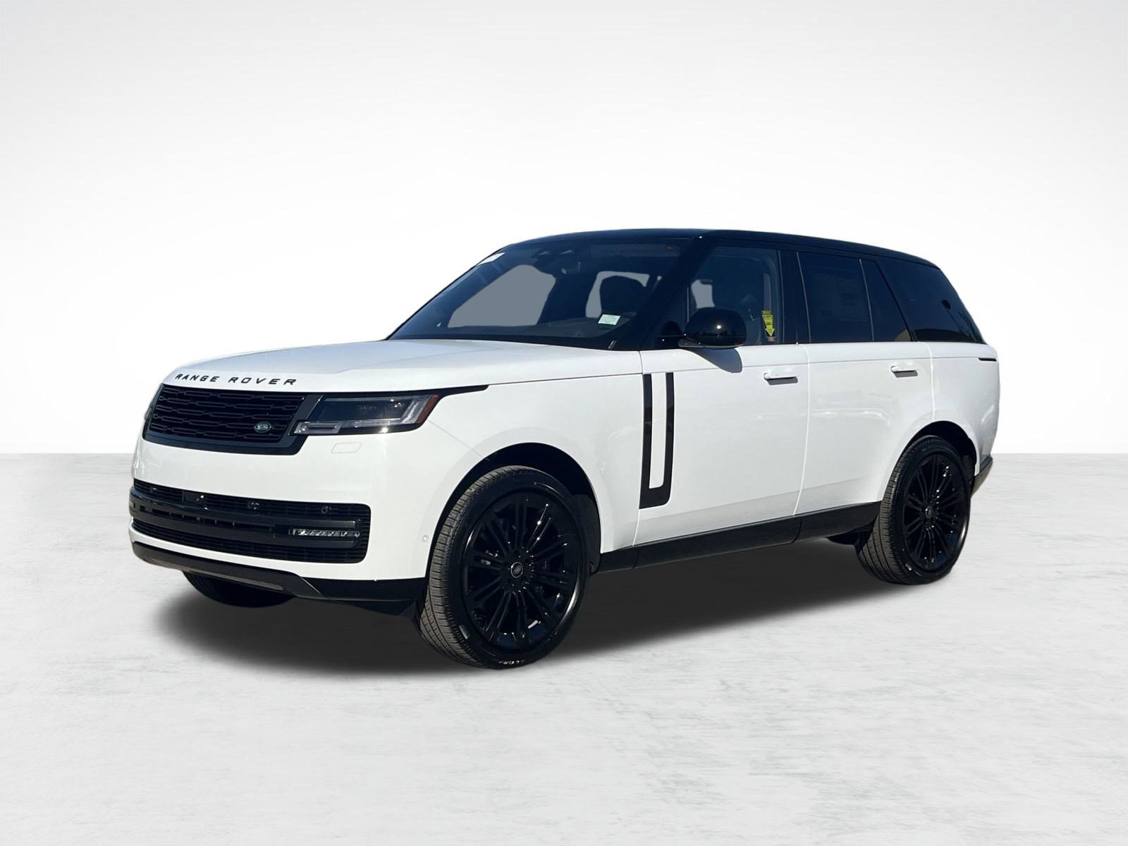 2025 Land Rover Range Rover SE's photo