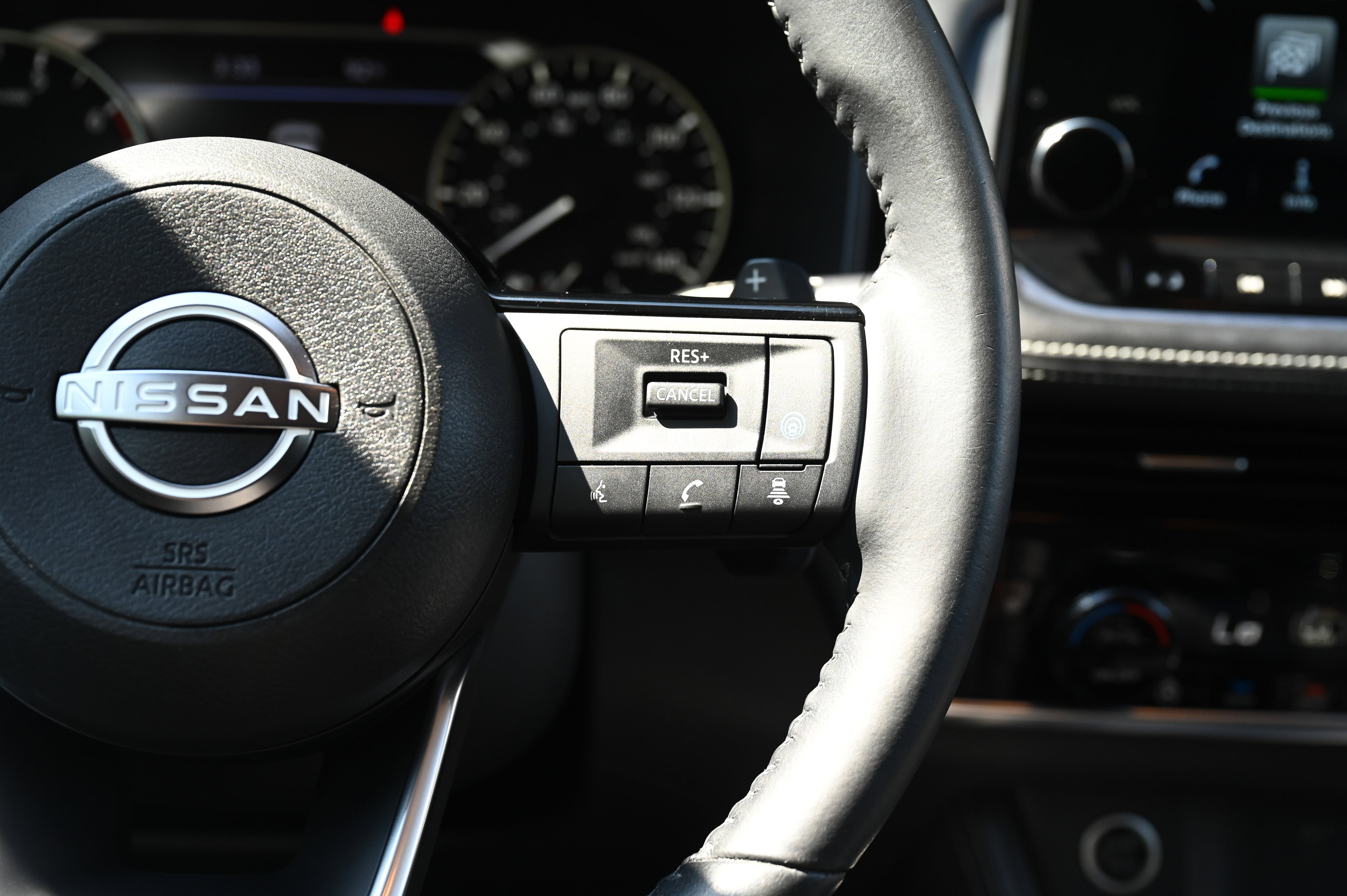 2022 Nissan Rogue SL photo 44