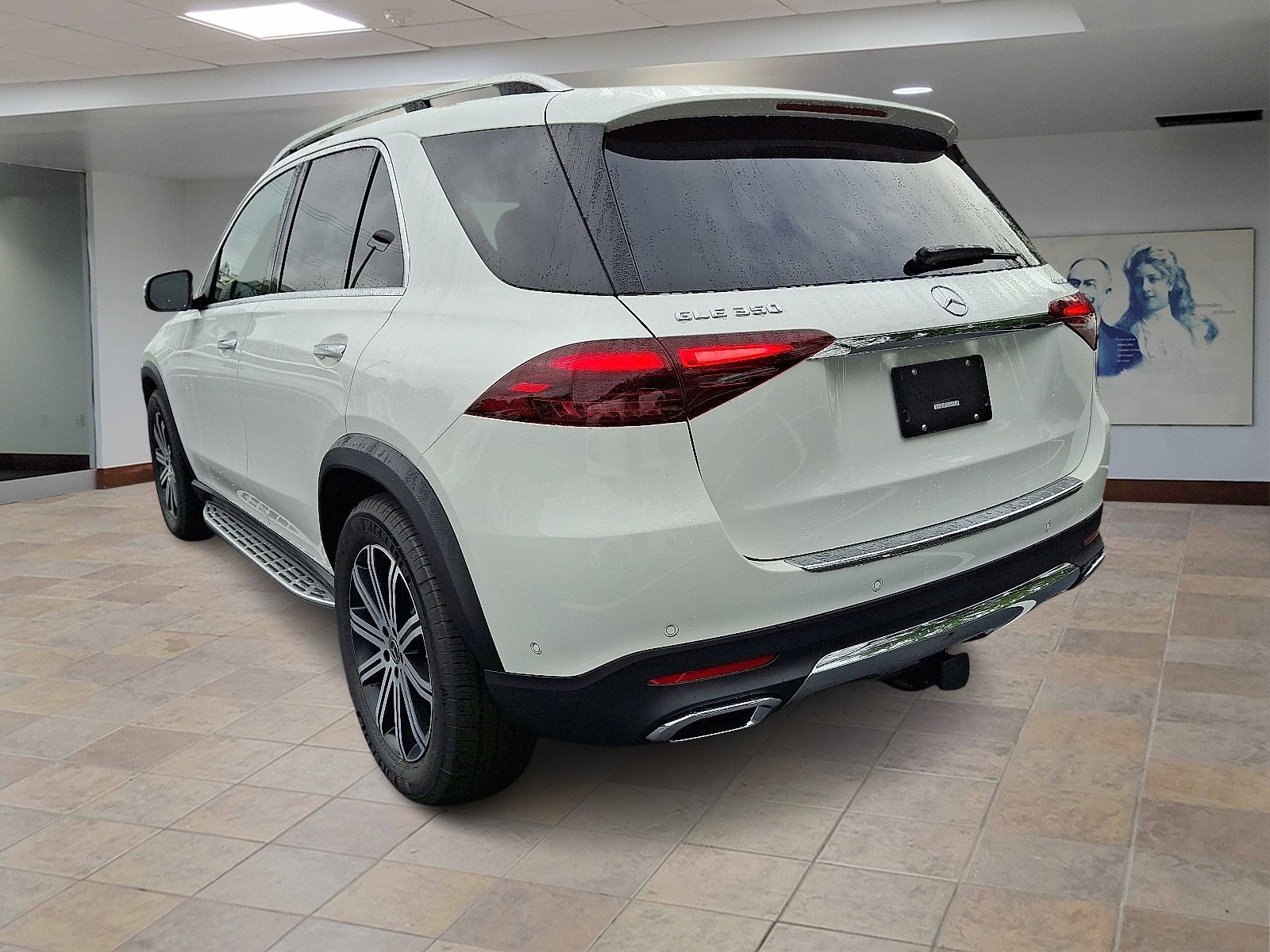 2026 Mercedes Benz GLE 350 4MATIC photo 2