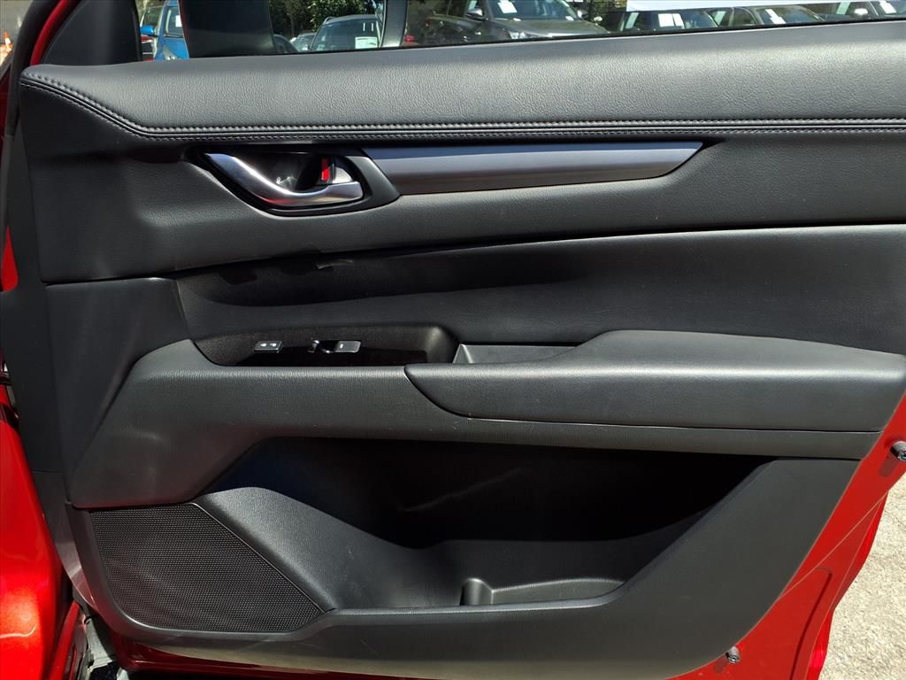 2023 Mazda CX-5 2.5 S Preferred photo 23