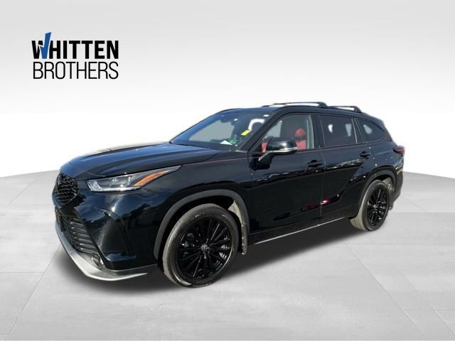2023 Toyota Highlander XSE's photo