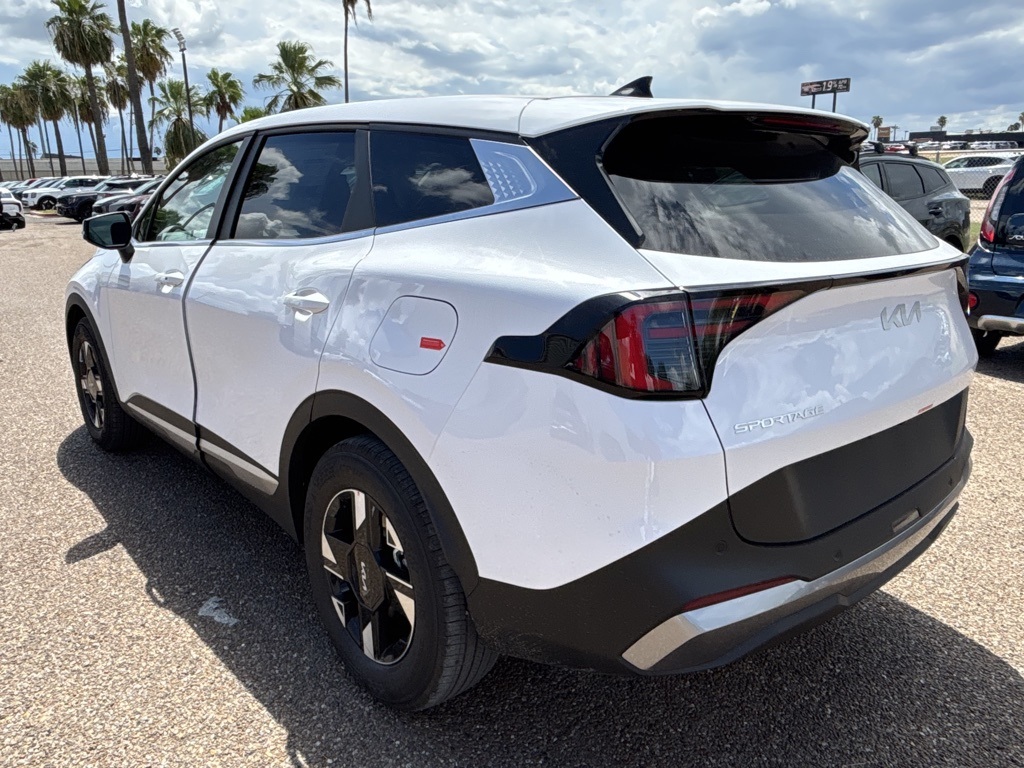 2026 Kia Sportage LX photo 5