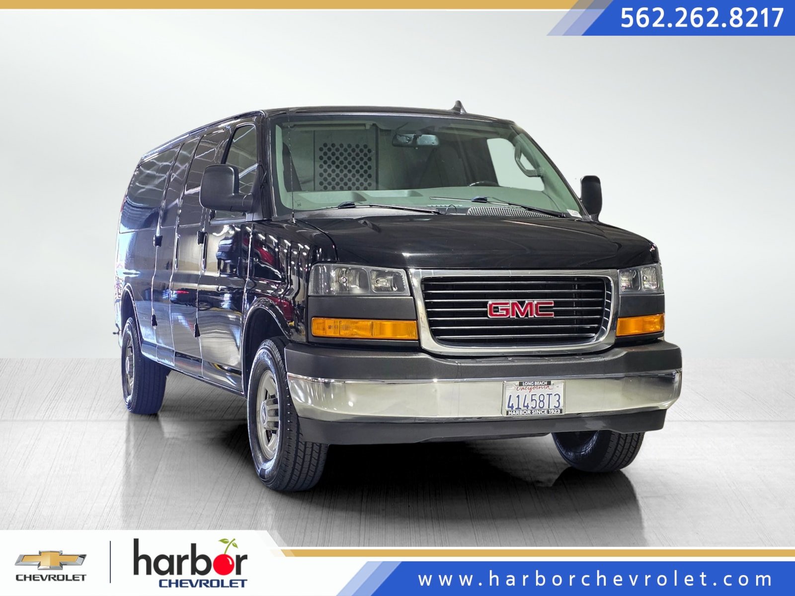 2023 GMC Savana Cargo Work Van's photo