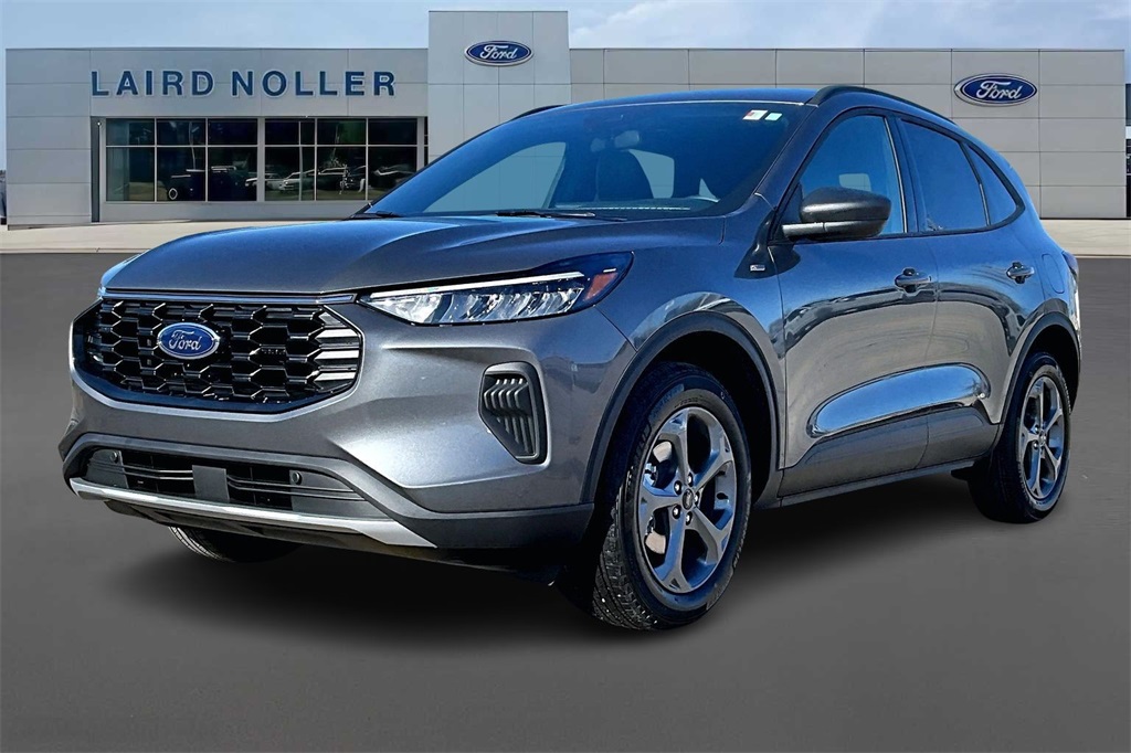 2026 Ford Escape ST-Line's photo