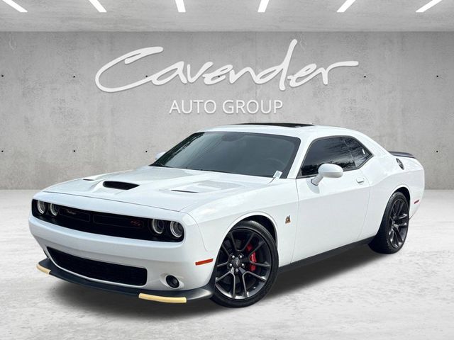 2022 Dodge Challenger R/T's photo