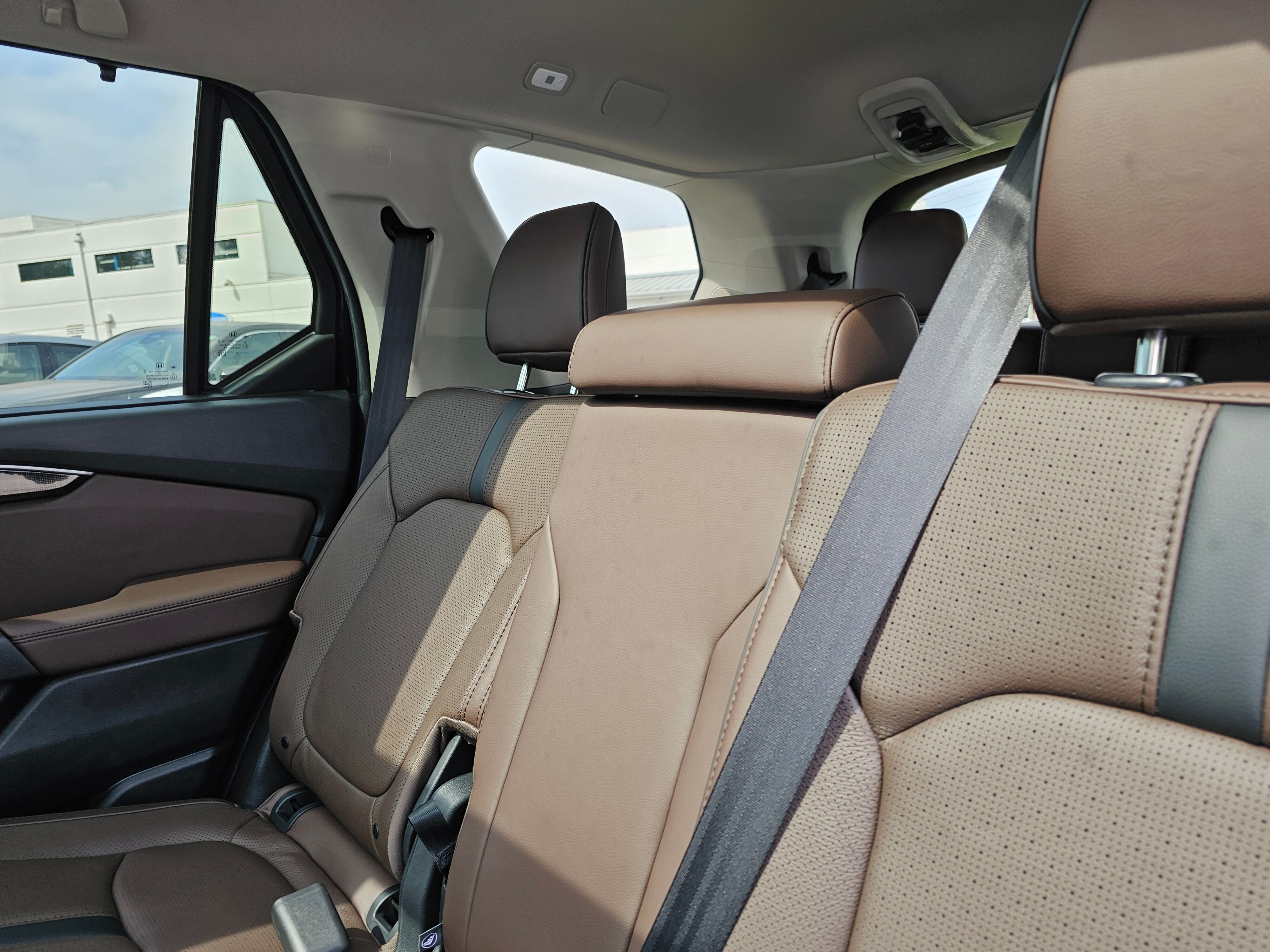 2025 Honda Pilot Elite photo 8