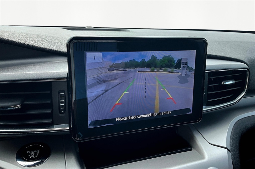 Used 2023 Silver Ford XLT image 21