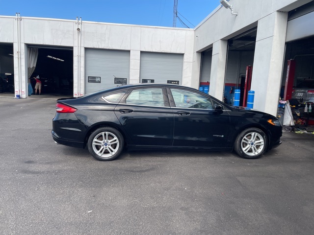 2018 Ford Fusion Hybrid S photo 6