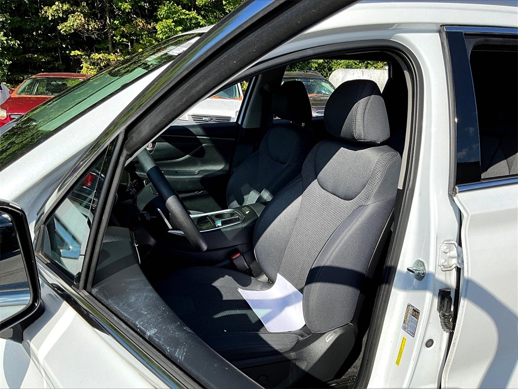 2022 Hyundai Santa Fe SEL photo 6