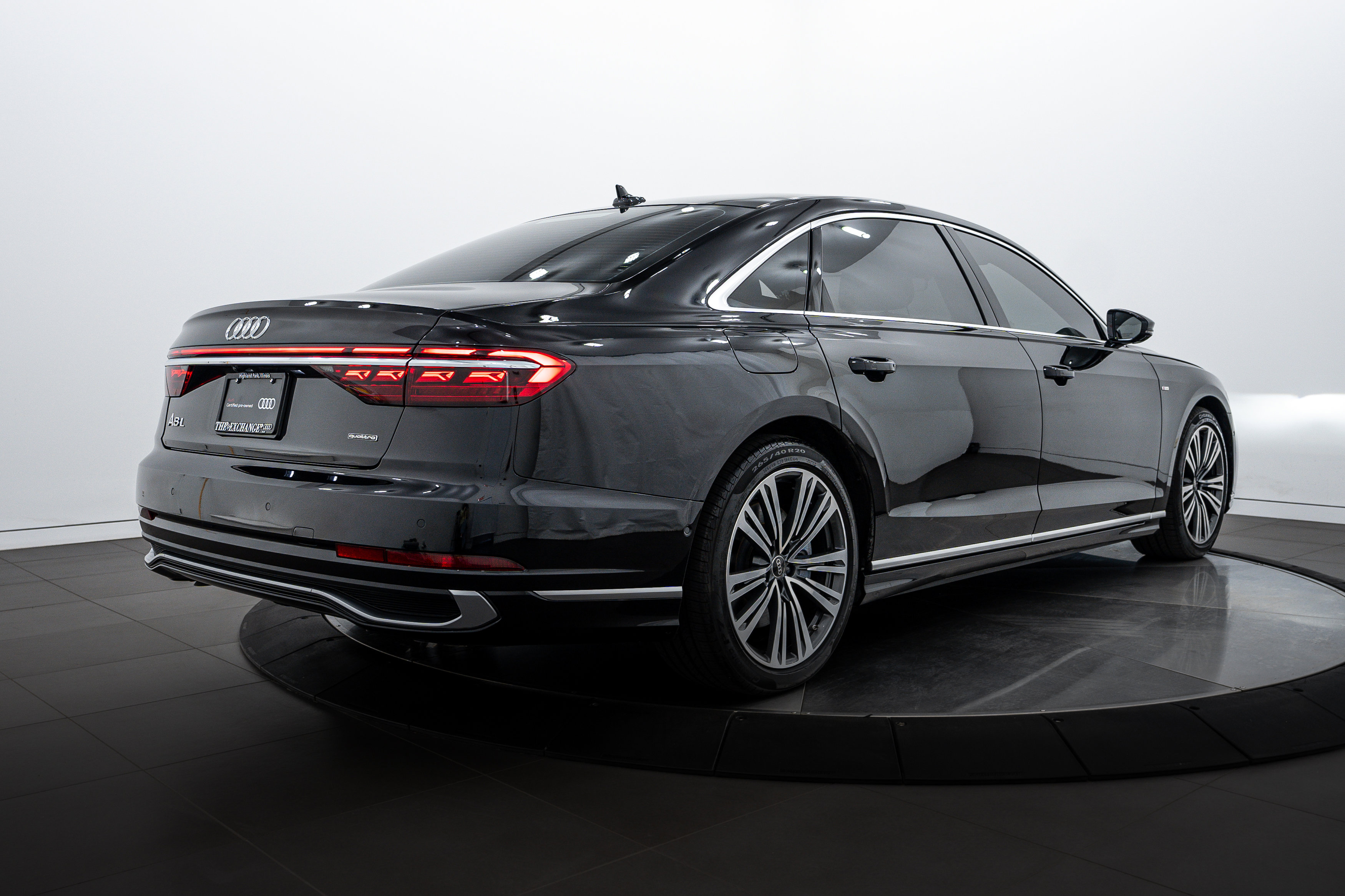 2024 Audi A8 L Quattro photo 4