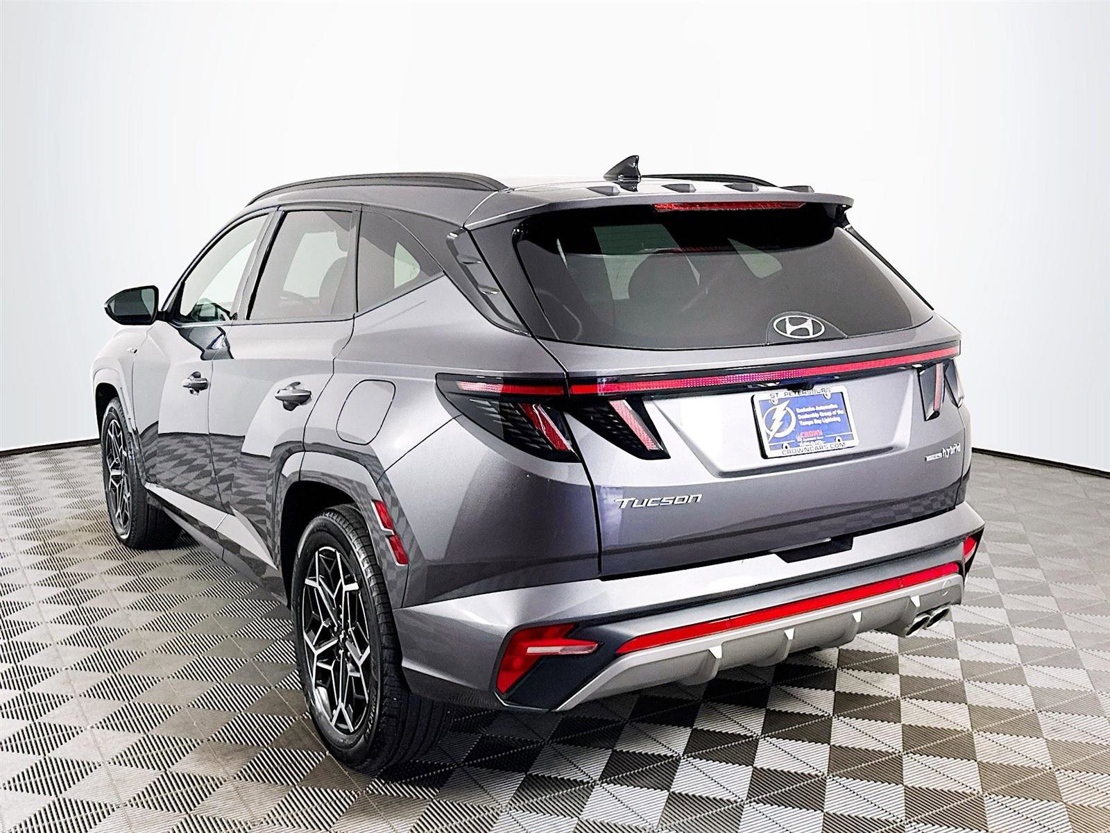 2024 Hyundai Tucson Hybrid N Line photo 2