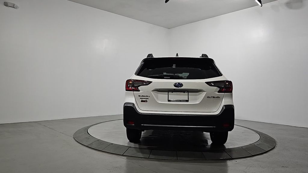 2025 Subaru Outback Premium photo 4